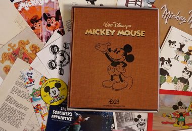 2018 D23 Gold Member Gift - Mickey Mouse