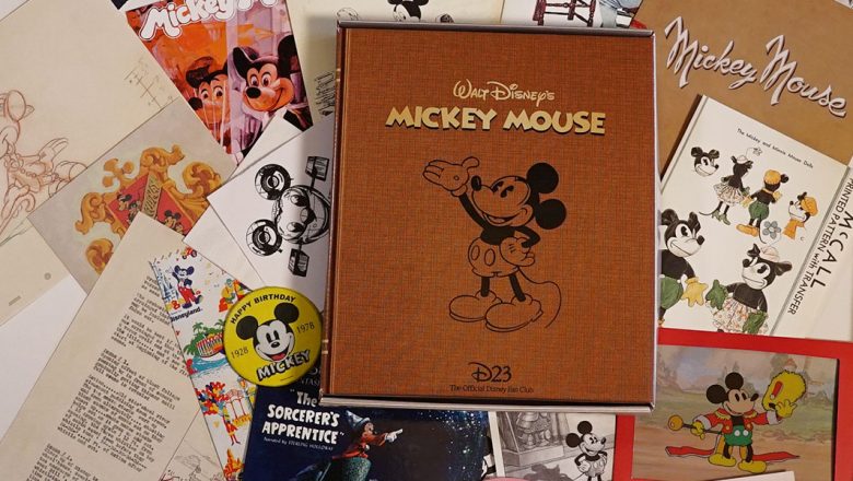2018 D23 Gold Member Gift - Mickey Mouse
