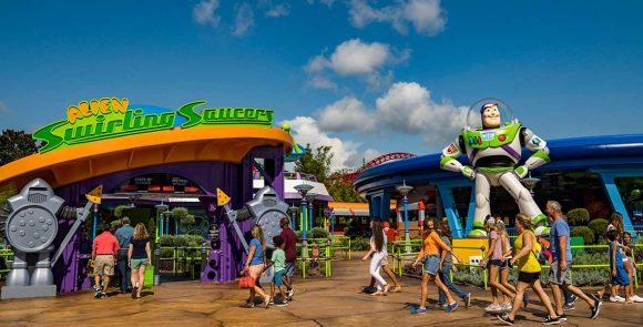 Alien Swirling Saucers - D23