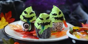 gummy worm cupcakes