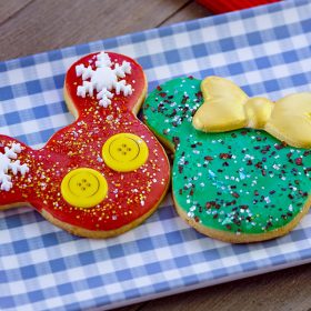 Mickey and Minnie cookies