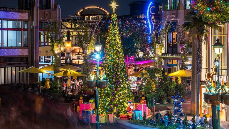 disney springs christmas lights