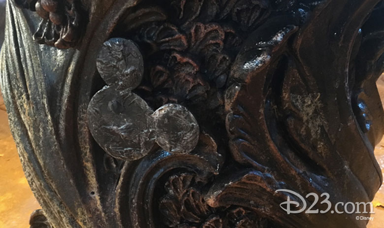 Mary Poppins Returns hidden Mickeys