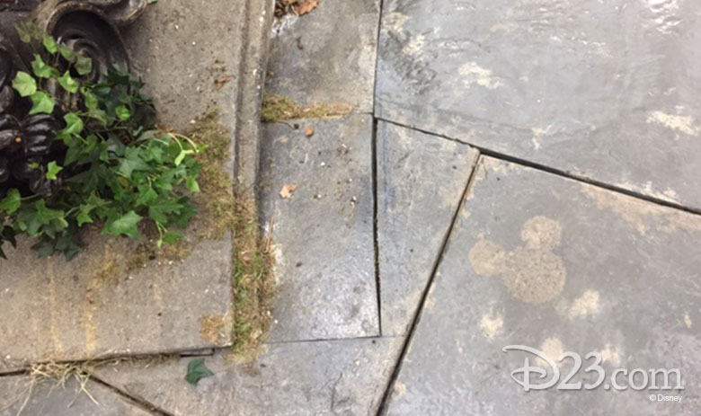 Mary Poppins Returns hidden Mickeys