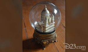 Mary Poppins Returns snow globe