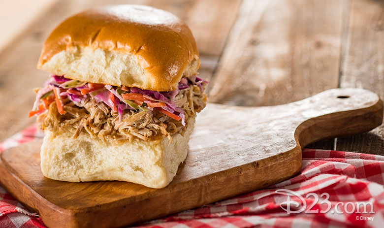 Pulled Pig Slider with Coleslaw