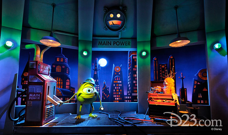 2017 Monsters Inc. DARK RIDE in 4K ULTRA HD, Disney California