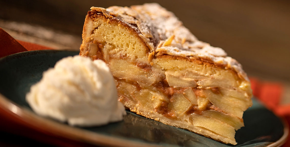 Apple Pie Recipe from Whispering Canyon Cafe