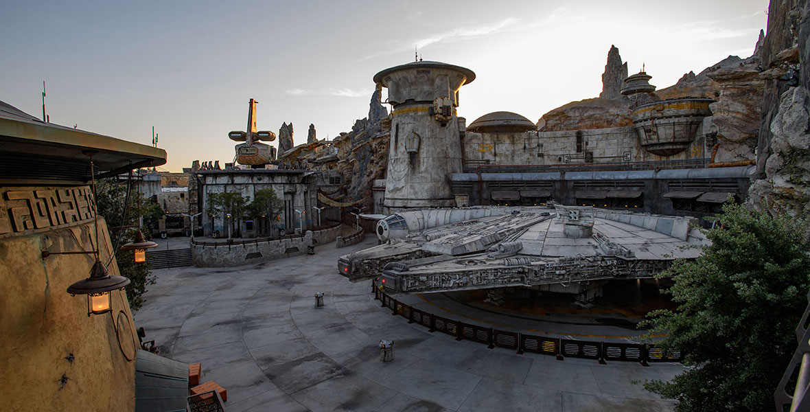 7 Surprising Stats and Fascinating Facts from Star Wars: Galaxy\'s Edge: \