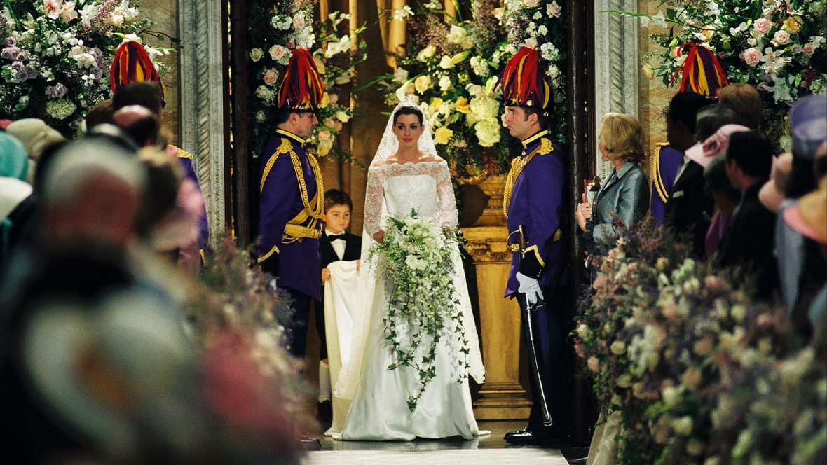 Anne Hathaway as Princess Mia