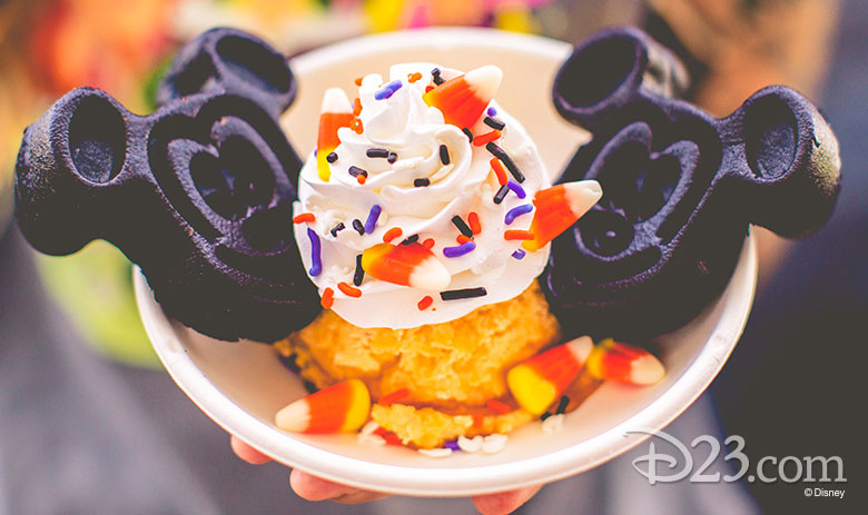 Chocolate Mickey Waffle Sundae—Party Exclusive at Walt Disney World Resort