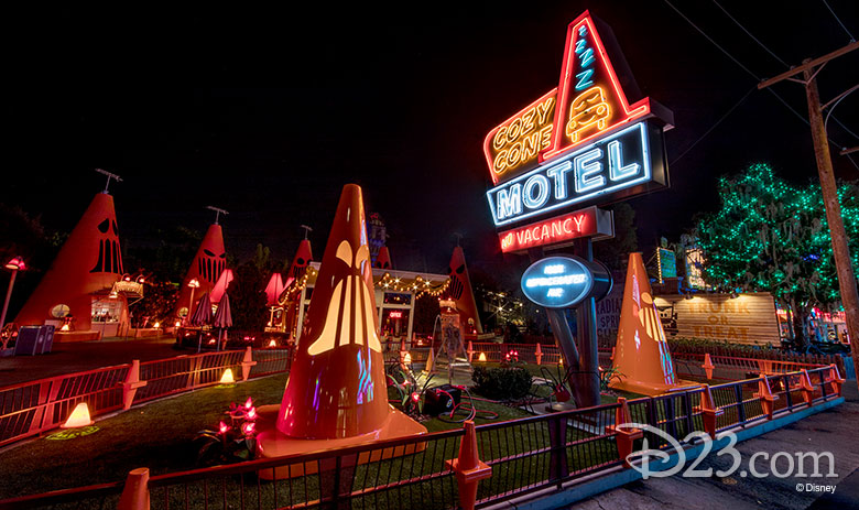 CARS LAND MOTEL -4