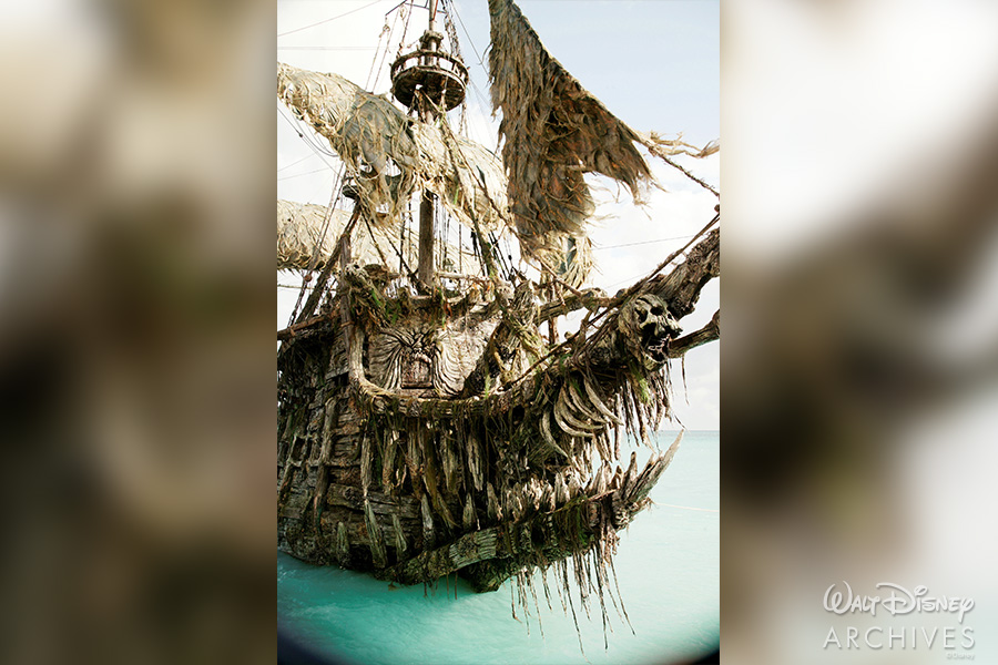 Pirates of the Caribbean Flying Dutchman models - D23