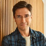 D23 Inside Disney Episode 131 | Topher Grace on ABC’s Home Economics