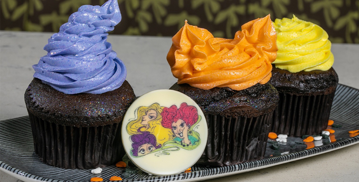 The three Hocus Pocus “Amuck” Cakes, each frosted to mimic the Sanderson sister’s hairstyles.