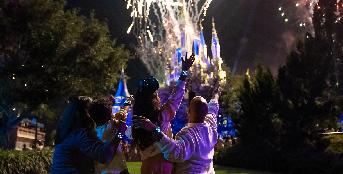 Moses Ingram from 'Obi-Wan Kenobi' Visits Disneyland Resort