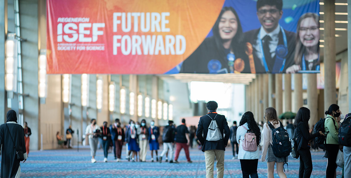 National Geographic’s Science Fair: The Series chronicles the agony and ecstasy of the beloved and brainy teenage subculture of competitive science.