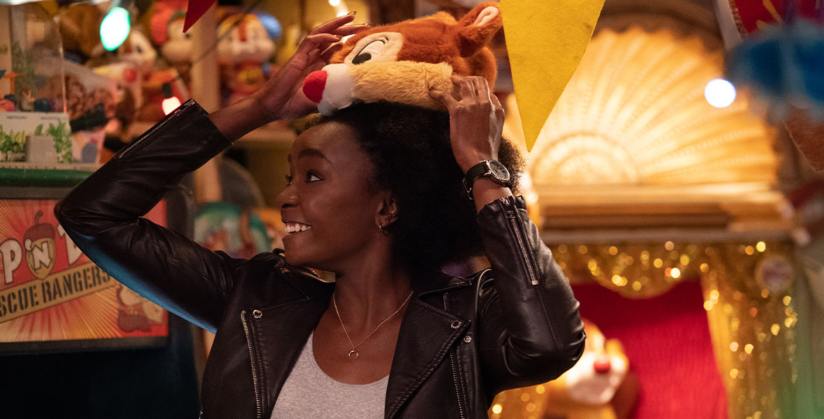 KiKi Layne stars as rookie detective Ellie Whitfield, a big fan of Chip ‘n Dale: Rescue Rangers.