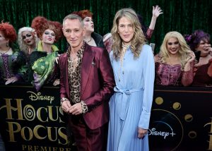 NEW YORK, NEW YORK - SEPTEMBER 27: Adam Shankman (L) and Lynn Harris attend the Hocus Pocus 2 World Premiere at AMC Lincoln Square on September 27, 2022 in New York City. (Photo by Jamie McCarthy/Getty Images for Disney)