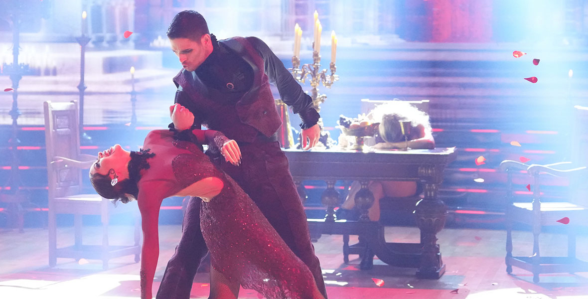 Gabby Windey and Alan Bersten perform on “Halloween Night” of Dancing with the Stars.