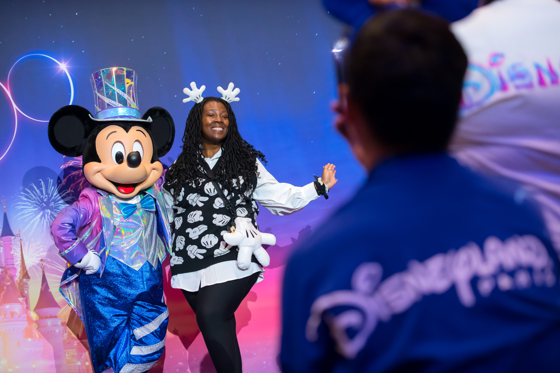 Disneyland News Today on X: They're giving out blue Mickey