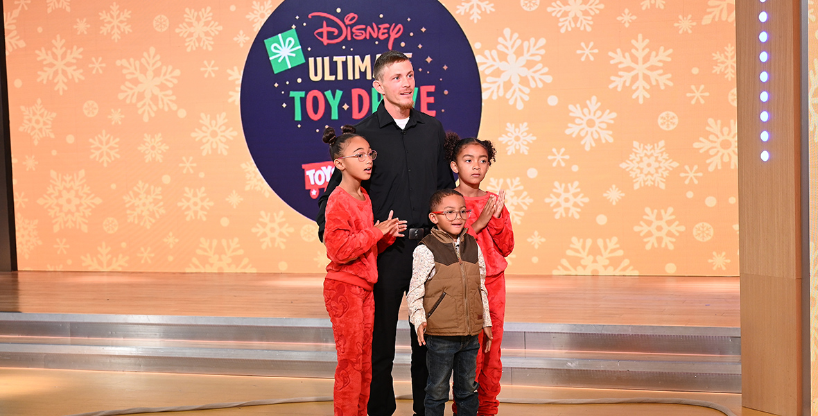 Taylor Price's family watches her film a segment on Good Morning America.