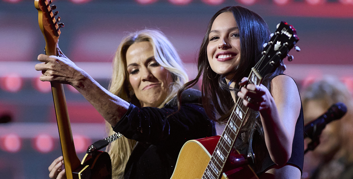 Sheryl Crow and Olivia Rodrigo at the 2023 Rock & Roll Hall of Fame Induction Ceremony