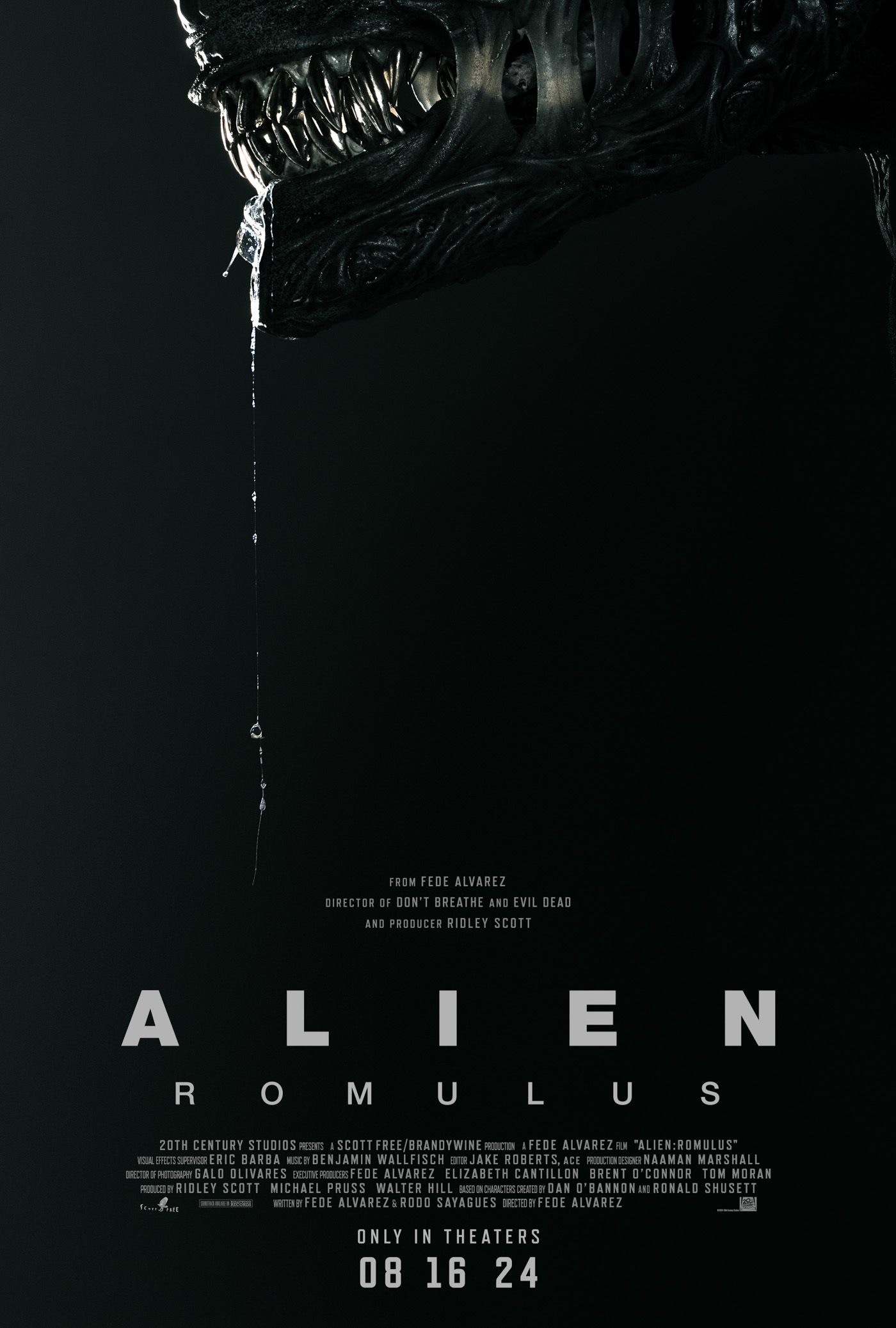 A Xenomorph drools in the theatrical poster for Alien: Romulus.