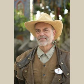 Headshot of Joe Rohde.