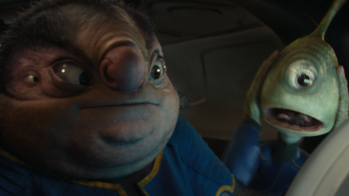 Jumba (voiced by Zach Galifianakis) and Pleakley (voiced by Billy Magnussen) try to track down Experiment 626 in Disney's Lilo & Stitch.