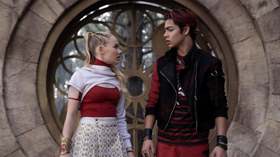 The Daywalker Nova, played by Freya Skye, and the Vampire Victor, played by Malachi Barton, face each other in a scene from ZOMBIES 4: Dawn of the Vampires.