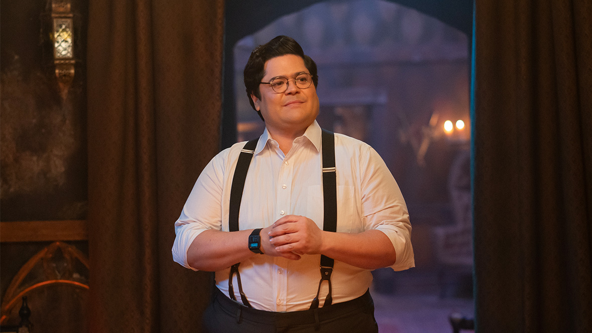 Guillermo de la Cruz (Harvey Guillén) in What We Do in the Shadows