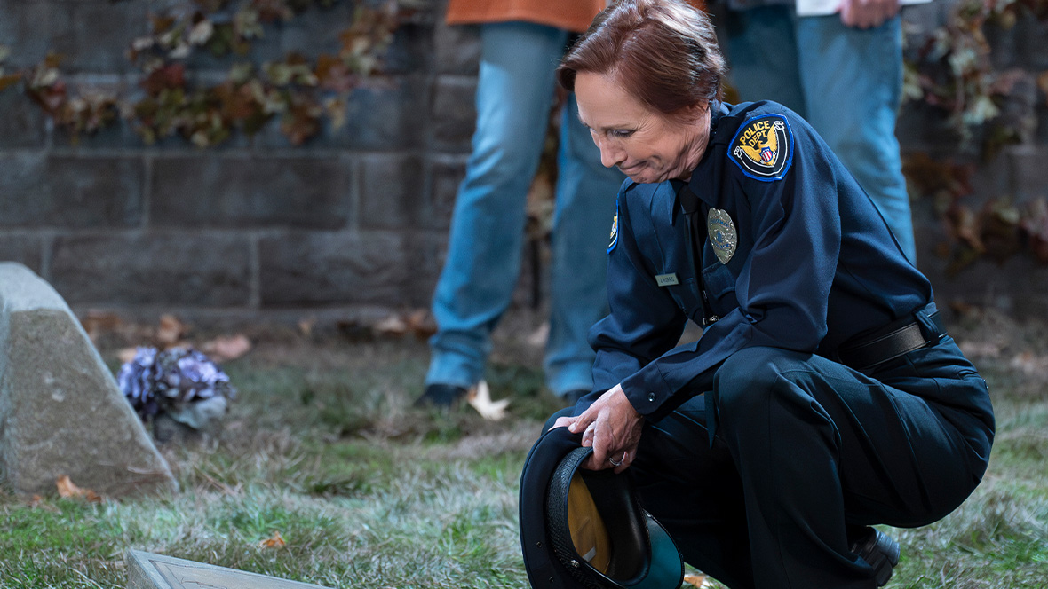 Jackie Harris (Laurie Metcalf) in The Conners
