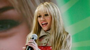 An image of Miley Cyrus as Hannah Montana.
