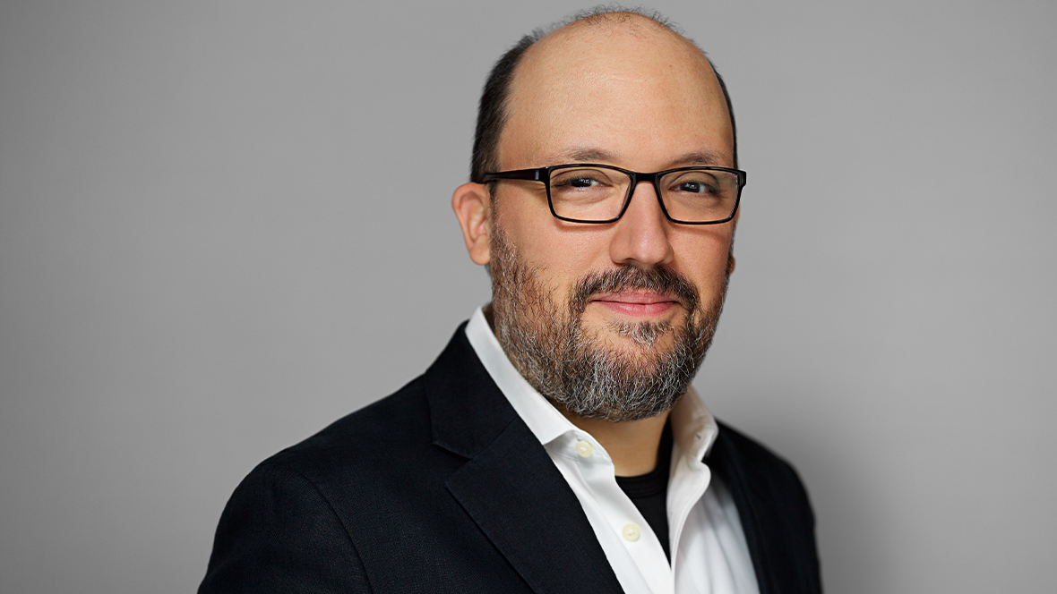 A headshot of Alex Segura, the author of Enemy of My Enemy: A Daredevil Marvel Crime Novel.